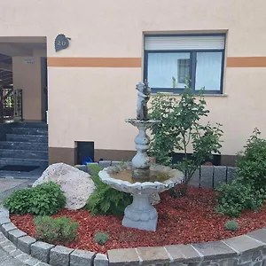 Hisa Bizjak , Kranj Slowenien