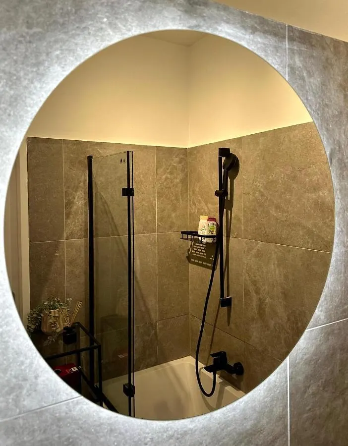 Designer Apartment Near Main Station Vienna Austria