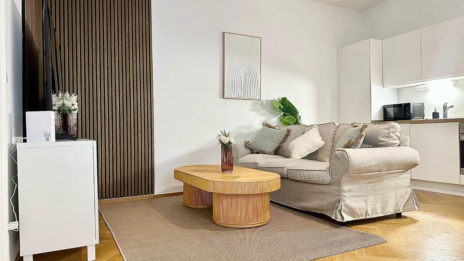 Designer Apartment Near Main Station Vienna